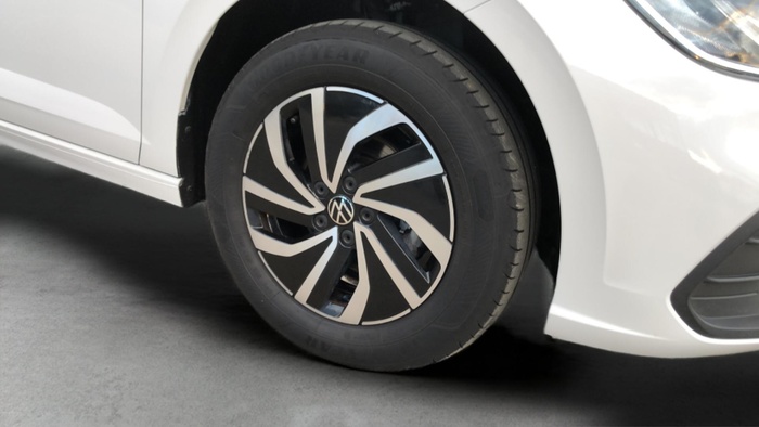 Volkswagen Polo Life 1.0 TSI 70 kW (95 CV) Vehículo usado en Sevilla Volkswagen Polo Life 1.0 TSI 70 kW (95 CV) Vehículo usado en Sevilla