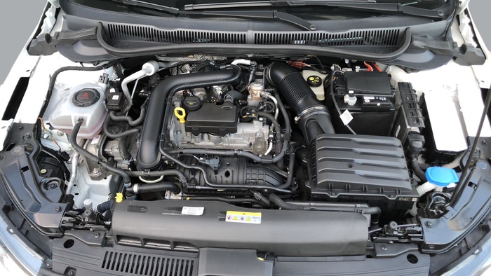 Volkswagen Polo Life 1.0 TSI 70 kW (95 CV) Vehículo usado en Sevilla Volkswagen Polo Life 1.0 TSI 70 kW (95 CV) Vehículo usado en Sevilla