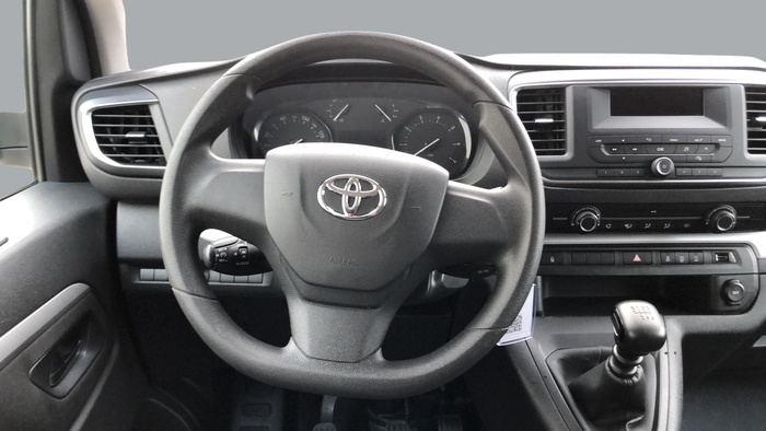 Toyota Proace Verso 1.5D SHUTTLE L2 88 kW (120 CV) Vehículo usado en Sevilla Toyota Proace Verso 1.5D SHUTTLE L2 88 kW (120 CV) Vehículo usado en Sevilla