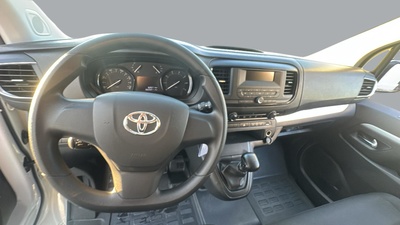 Toyota Proace Verso 1.5D Shuttle VX L2 88 kW (120 CV) 10 Toyota Proace Verso 1.5D Shuttle VX L2 88 kW (120 CV) 10