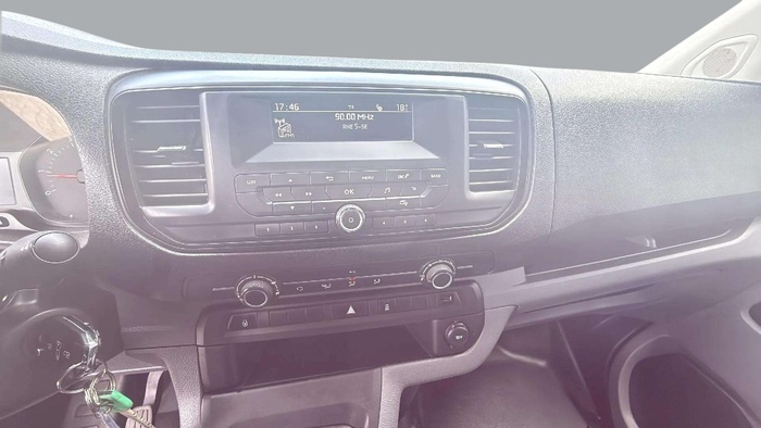 Toyota Proace Furgon 1.6 D Business 70 kW (95 CV) Vehículo usado en Sevilla Toyota Proace Furgon 1.6 D Business 70 kW (95 CV) Vehículo usado en Sevilla