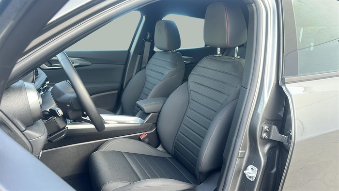 Alfa Romeo Tonale 1.6 DS Sprint FWD Auto 96 kW (130 CV) Vehículo usado en Sevilla Alfa Romeo Tonale 1.6 DS Sprint FWD Auto 96 kW (130 CV) Vehículo usado en Sevilla