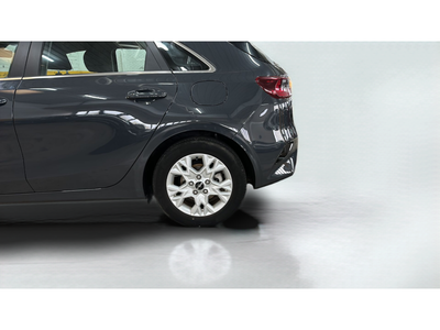 Kia Ceed 1.6 MHEV iMT Drive 100 kW (136 CV) 9 Kia Ceed 1.6 MHEV iMT Drive 100 kW (136 CV) 9