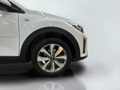 Kia Stonic 1.2 DPi Concept 62 kW (84 CV) 4 Kia Stonic 1.2 DPi Concept 62 kW (84 CV) 4