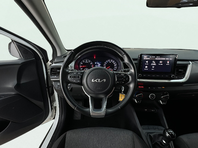 Kia Stonic 1.2 DPi Concept 62 kW (84 CV) 4 Kia Stonic 1.2 DPi Concept 62 kW (84 CV) 4