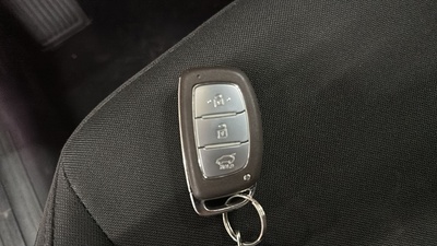 Hyundai i20 1.0 TGDI 48V Tecno 74 kW (100 CV) 3 Hyundai i20 1.0 TGDI 48V Tecno 74 kW (100 CV) 3