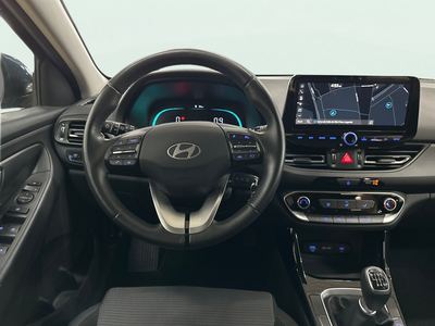 Hyundai i30 1.0 TGDI 48V Klass 88 kW (120 CV) 17 Hyundai i30 1.0 TGDI 48V Klass 88 kW (120 CV) 17