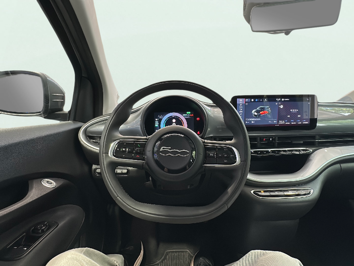 Fiat 500 Electrico Icon Hb 320km 85 kW (118 CV) Vehículo usado en Madrid Fiat 500 Electrico Icon Hb 320km 85 kW (118 CV) Vehículo usado en Madrid