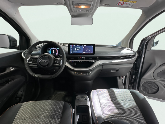 Fiat 500 Electrico Icon Hb 320km 85 kW (118 CV) Vehículo usado en Madrid Fiat 500 Electrico Icon Hb 320km 85 kW (118 CV) Vehículo usado en Madrid