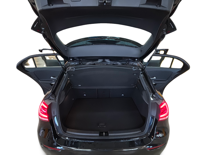 Mercedes-Benz Clase A 250 e 160 kW (218 CV) Vehículo usado en Madrid Mercedes-Benz Clase A 250 e 160 kW (218 CV) Vehículo usado en Madrid