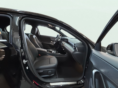 Mercedes-Benz Clase A 250 e 160 kW (218 CV) 12 Mercedes-Benz Clase A 250 e 160 kW (218 CV) 12