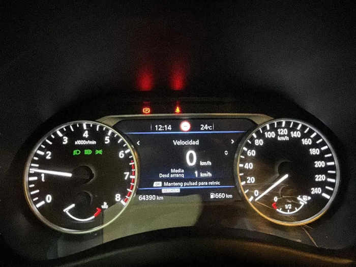 Nissan Juke DIG-T Tekna 84 kW (114 CV) Vehículo usado en Madrid Nissan Juke DIG-T Tekna 84 kW (114 CV) Vehículo usado en Madrid