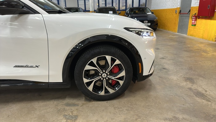 Ford Mustang Mach-E GT AWD Batería 98.8Kwh 358 kW (487 CV) Vehículo usado en Madrid Ford Mustang Mach-E GT AWD Batería 98.8Kwh 358 kW (487 CV) Vehículo usado en Madrid