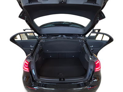 Mercedes-Benz Clase A 250 e 160 kW (218 CV) 11 Mercedes-Benz Clase A 250 e 160 kW (218 CV) 11