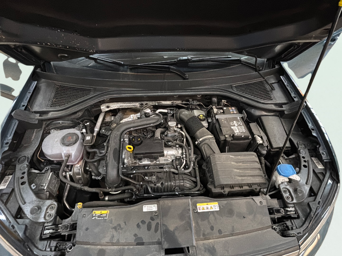 Volkswagen T-Roc Life 1.0 TSI 85 kW (115 CV) Vehículo usado en Madrid Volkswagen T-Roc Life 1.0 TSI 85 kW (115 CV) Vehículo usado en Madrid