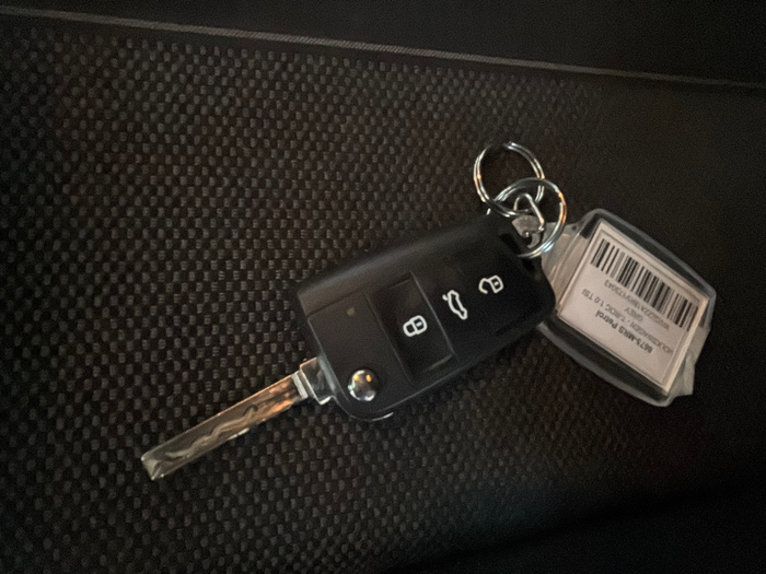 Volkswagen T-Roc Life 1.0 TSI 85 kW (115 CV) Vehículo usado en Madrid Volkswagen T-Roc Life 1.0 TSI 85 kW (115 CV) Vehículo usado en Madrid