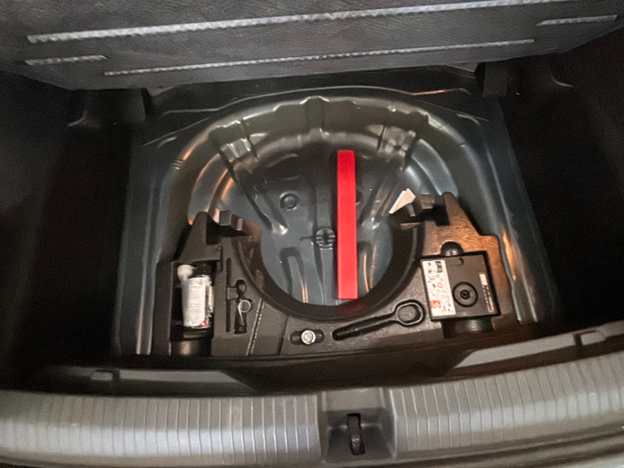 Volkswagen T-Roc Life 1.0 TSI 85 kW (115 CV) Vehículo usado en Madrid Volkswagen T-Roc Life 1.0 TSI 85 kW (115 CV) Vehículo usado en Madrid