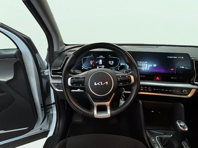 Kia Sportage 1.6 CRDi MHEV Business 4x2 100 kW (136 CV) 9 Kia Sportage 1.6 CRDi MHEV Business 4x2 100 kW (136 CV) 9