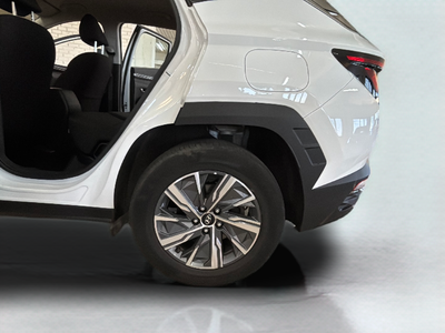 Hyundai Tucson 1.6 TGDI Maxx 110 kW (150 CV) 8 Hyundai Tucson 1.6 TGDI Maxx 110 kW (150 CV) 8
