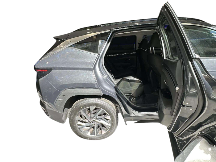 Hyundai Tucson 1.6 TGDI 48V Tecno Sky DCT 110 kW (150 CV) Vehículo usado en Madrid Hyundai Tucson 1.6 TGDI 48V Tecno Sky DCT 110 kW (150 CV) Vehículo usado en Madrid