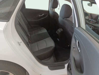 Hyundai i30 1.0 TGDI 48V Klass 74 kW (100 CV) 6 Hyundai i30 1.0 TGDI 48V Klass 74 kW (100 CV) 6