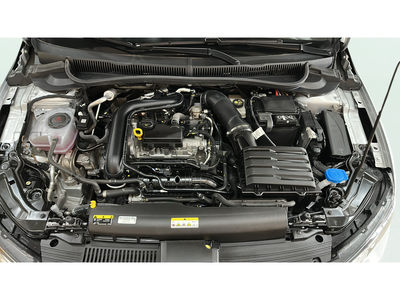 Volkswagen Polo Life 1.0 TSI 70 kW (95 CV) 33 Volkswagen Polo Life 1.0 TSI 70 kW (95 CV) 33