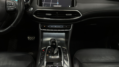 MG eHS 1.5 T-GDI PHEV Luxury 190 kW (258 CV) 21 MG eHS 1.5 T-GDI PHEV Luxury 190 kW (258 CV) 21