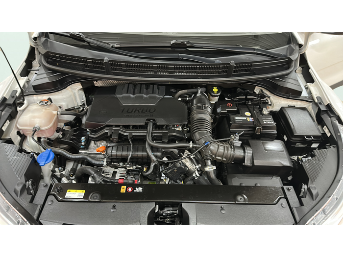 Kia Stonic 1.0 T-GDi MHEV MT Concept 74 kW (100 CV) Vehículo usado en Madrid Kia Stonic 1.0 T-GDi MHEV MT Concept 74 kW (100 CV) Vehículo usado en Madrid