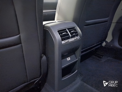 Citroen C5 X PureTech 130 S&S Feel Pack EAT8 96 kW (130 CV) 15 Citroen C5 X PureTech 130 S&S Feel Pack EAT8 96 kW (130 CV) 15