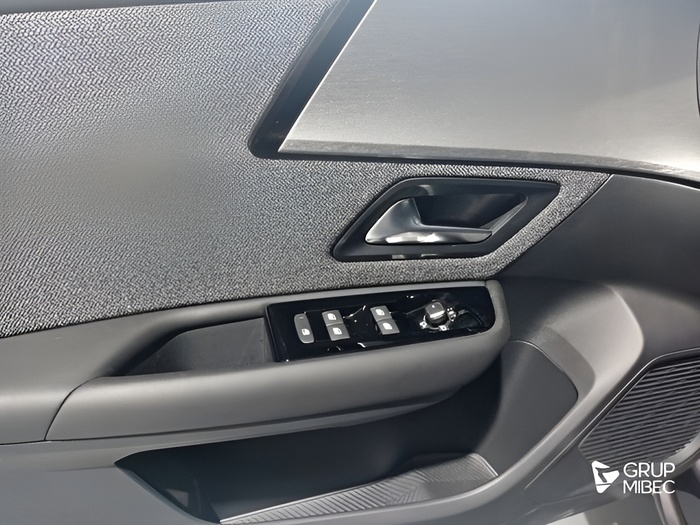 Citroen C5 X PureTech 130 S&S Feel Pack EAT8 96 kW (130 CV) Vehículo usado en Lleida Citroen C5 X PureTech 130 S&S Feel Pack EAT8 96 kW (130 CV) Vehículo usado en Lleida