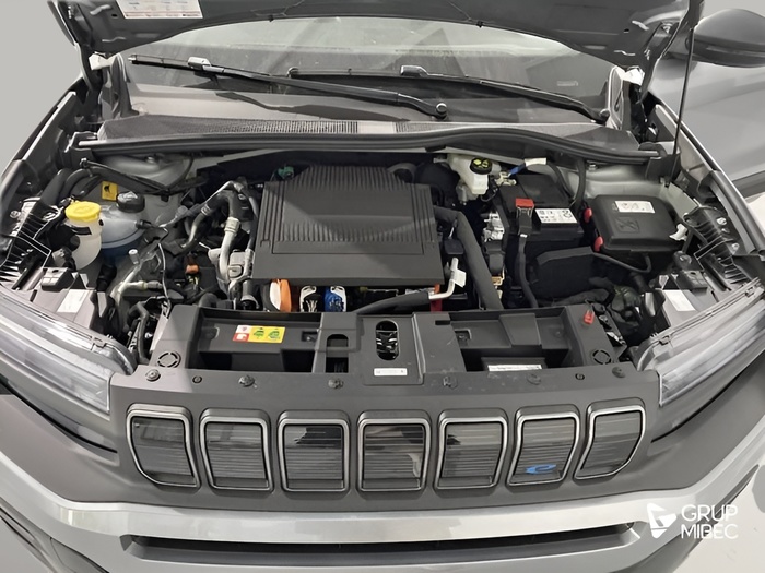 Jeep Avenger BEV Avenger 115 kW (156 CV) Vehículo usado en Lleida Jeep Avenger BEV Avenger 115 kW (156 CV) Vehículo usado en Lleida