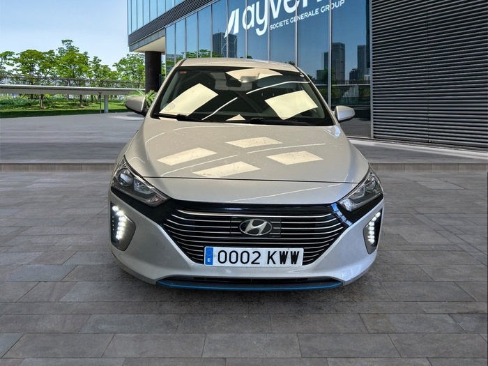 Hyundai Ioniq 1.6 GDI HEV Klass DT 104 kW (141 CV) Vehículo usado en Madrid Hyundai Ioniq 1.6 GDI HEV Klass DT 104 kW (141 CV) Vehículo usado en Madrid
