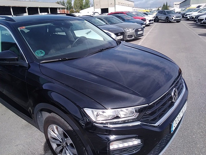 Volkswagen T-Roc Advance 1.6 TDI 85 kW (115 CV) Vehículo usado en Madrid Volkswagen T-Roc Advance 1.6 TDI 85 kW (115 CV) Vehículo usado en Madrid