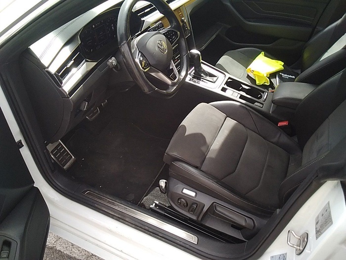 Volkswagen Arteon R-Line 2.0 TDI 110 kW (150 CV) DSG Vehículo usado en Madrid Volkswagen Arteon R-Line 2.0 TDI 110 kW (150 CV) DSG Vehículo usado en Madrid