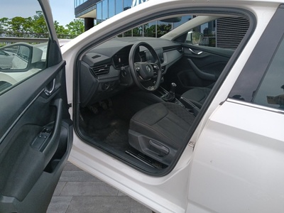 Skoda Scala 1.0 TSI Emotion 70 kW (95 CV) 7 Skoda Scala 1.0 TSI Emotion 70 kW (95 CV) 7