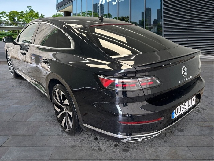Volkswagen Arteon R-Line 2.0 TDI 147 kW (200 CV) DSG Vehículo usado en Madrid Volkswagen Arteon R-Line 2.0 TDI 147 kW (200 CV) DSG Vehículo usado en Madrid