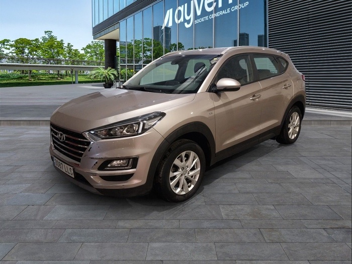 Hyundai Tucson 1.6 CRDI 48V SLE 4x2 85 kW (116 CV) Vehículo usado en Madrid Hyundai Tucson 1.6 CRDI 48V SLE 4x2 85 kW (116 CV) Vehículo usado en Madrid