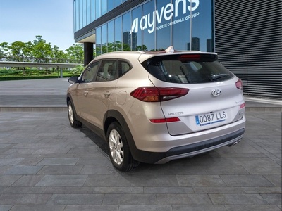 Hyundai Tucson 1.6 CRDI 48V SLE 4x2 85 kW (116 CV) 6 Hyundai Tucson 1.6 CRDI 48V SLE 4x2 85 kW (116 CV) 6