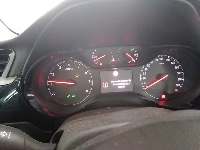 Opel Corsa 1.2 Turbo XHL Edition 74 kW (100 CV) Vehículo usado en Madrid Opel Corsa 1.2 Turbo XHL Edition 74 kW (100 CV) Vehículo usado en Madrid