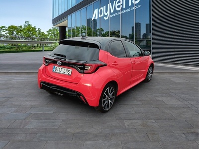 Toyota Yaris 1.5 120H Style P. Premier Edition 85 kW (116 CV) 4 Toyota Yaris 1.5 120H Style P. Premier Edition 85 kW (116 CV) 4
