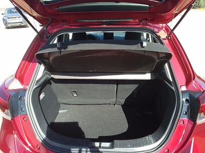 Mazda Mazda 2 1.5 e-SKYACTIV G Center-Line 66 kW (90 CV) 7 Mazda Mazda 2 1.5 e-SKYACTIV G Center-Line 66 kW (90 CV) 7