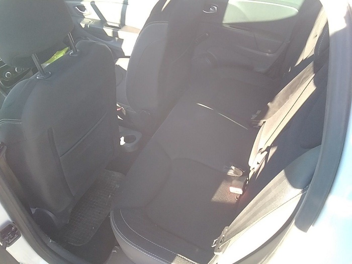 Renault Clio Limited dCi 55 kW (75 CV) Vehículo usado en Madrid Renault Clio Limited dCi 55 kW (75 CV) Vehículo usado en Madrid