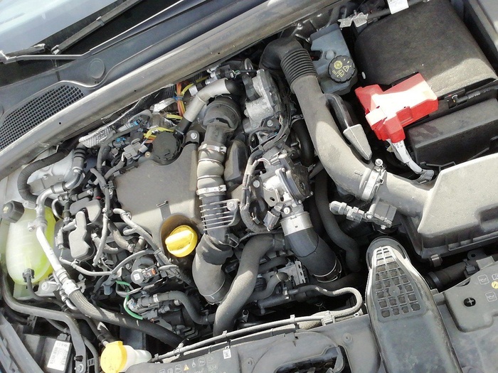 Renault Clio Equilibre Blue dCi 74 kW (100 CV) Vehículo usado en Madrid Renault Clio Equilibre Blue dCi 74 kW (100 CV) Vehículo usado en Madrid