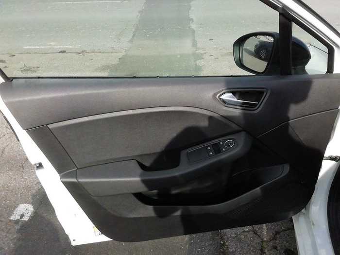 Renault Clio Equilibre Blue dCi 74 kW (100 CV) Vehículo usado en Madrid Renault Clio Equilibre Blue dCi 74 kW (100 CV) Vehículo usado en Madrid