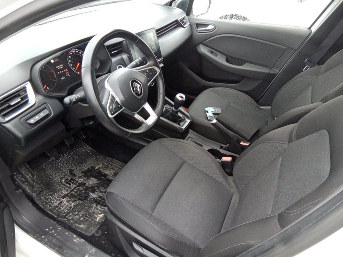 Renault Clio Equilibre Blue dCi 74 kW (100 CV) Vehículo usado en Madrid Renault Clio Equilibre Blue dCi 74 kW (100 CV) Vehículo usado en Madrid