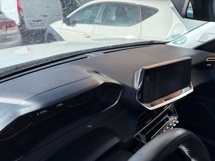 Peugeot 2008 BlueHDi 110 S&S Active 81 kW (110 CV) Vehículo usado en Madrid Peugeot 2008 BlueHDi 110 S&S Active 81 kW (110 CV) Vehículo usado en Madrid