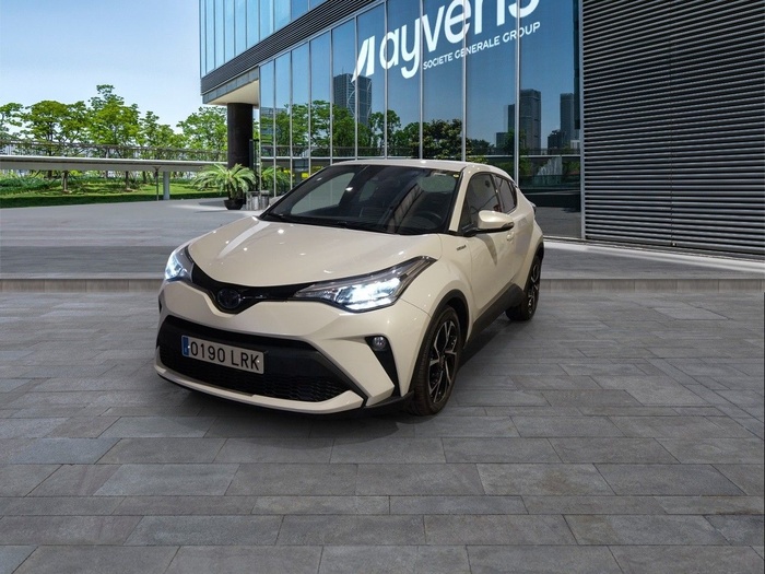 Toyota C-HR 1.8 125H Advance 90 kW (122 CV) Vehículo usado en Madrid Toyota C-HR 1.8 125H Advance 90 kW (122 CV) Vehículo usado en Madrid