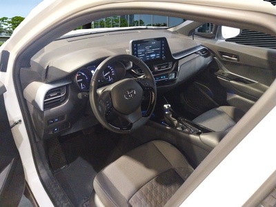 Toyota C-HR 1.8 125H Advance 90 kW (122 CV) 7 Toyota C-HR 1.8 125H Advance 90 kW (122 CV) 7