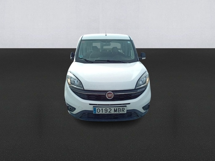 Fiat Dobló Combi 1.6 Multijet N1 SX 77 kW (105 CV) Vehículo usado en Madrid Fiat Dobló Combi 1.6 Multijet N1 SX 77 kW (105 CV) Vehículo usado en Madrid