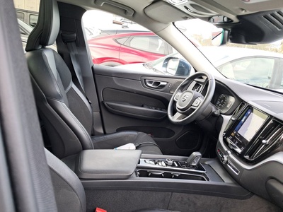 Volvo XC60 T6 Recharge Inscription AWD Auto 250 kW (340 CV) 8 Volvo XC60 T6 Recharge Inscription AWD Auto 250 kW (340 CV) 8